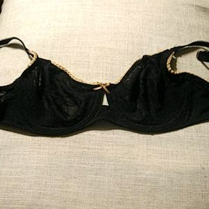 B.Temptd- Bra 36B - Black Lace
